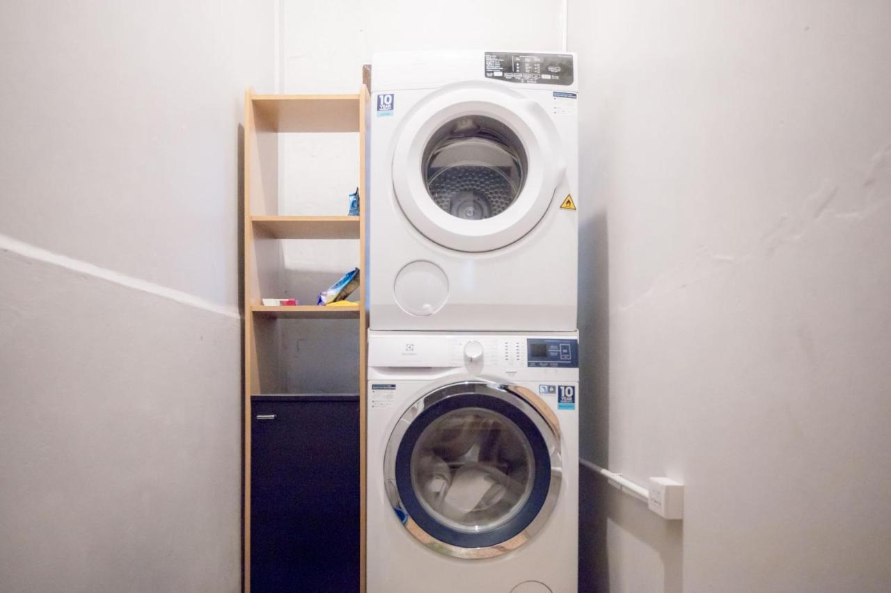 Hostel Lemon Siam Petchaburi Road Банкок Екстериор снимка