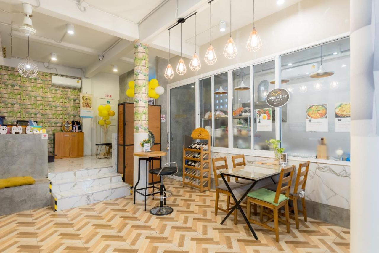 Hostel Lemon Siam Petchaburi Road Банкок Екстериор снимка