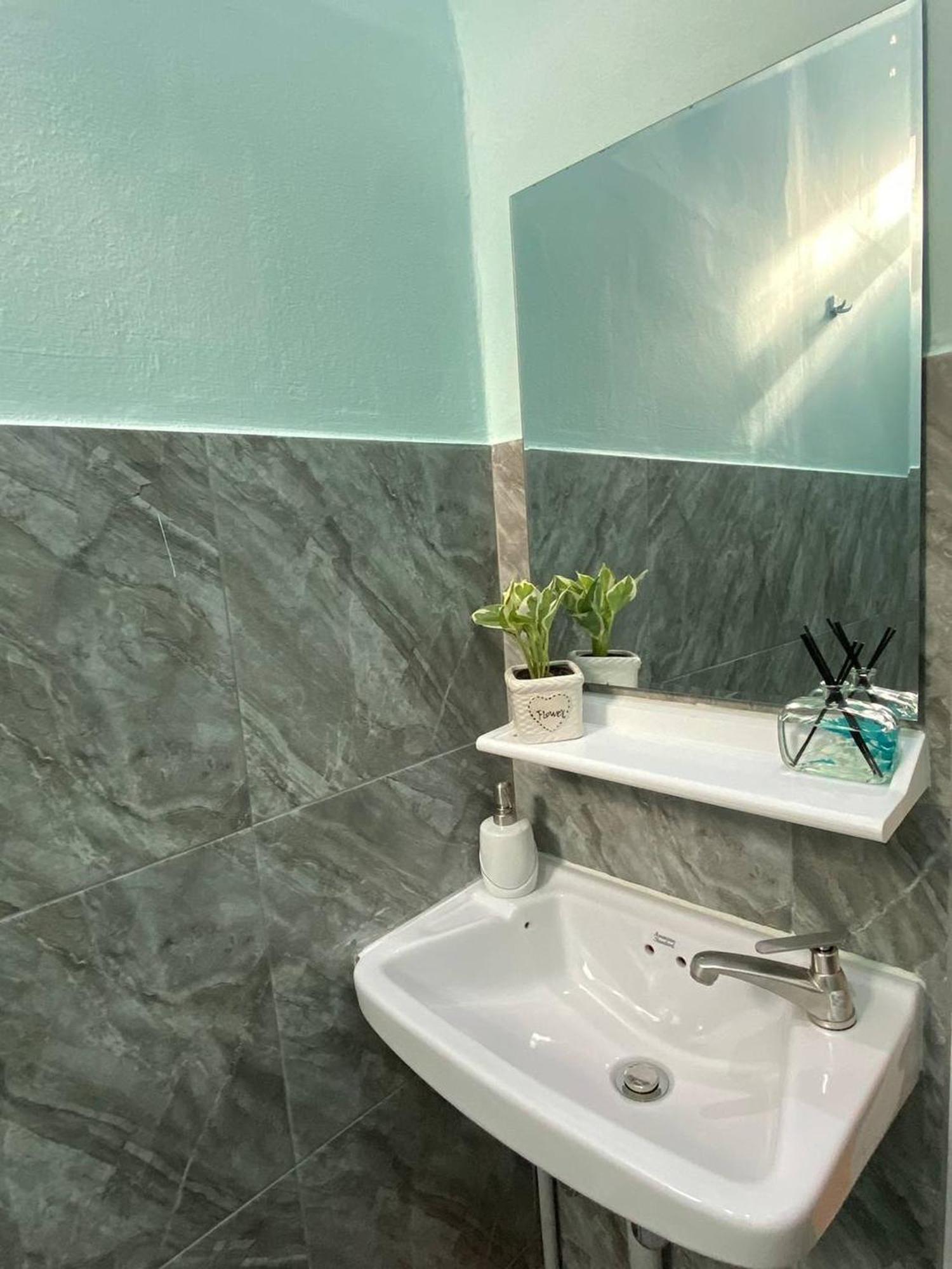 Hostel Lemon Siam Petchaburi Road Банкок Екстериор снимка