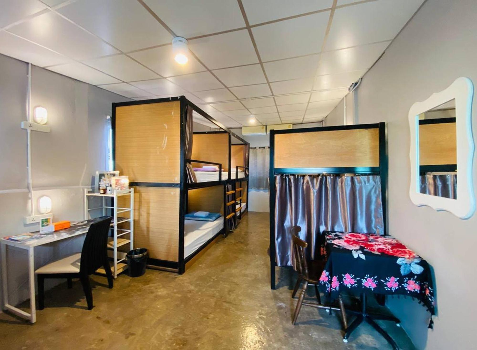 Hostel Lemon Siam Petchaburi Road Банкок Екстериор снимка