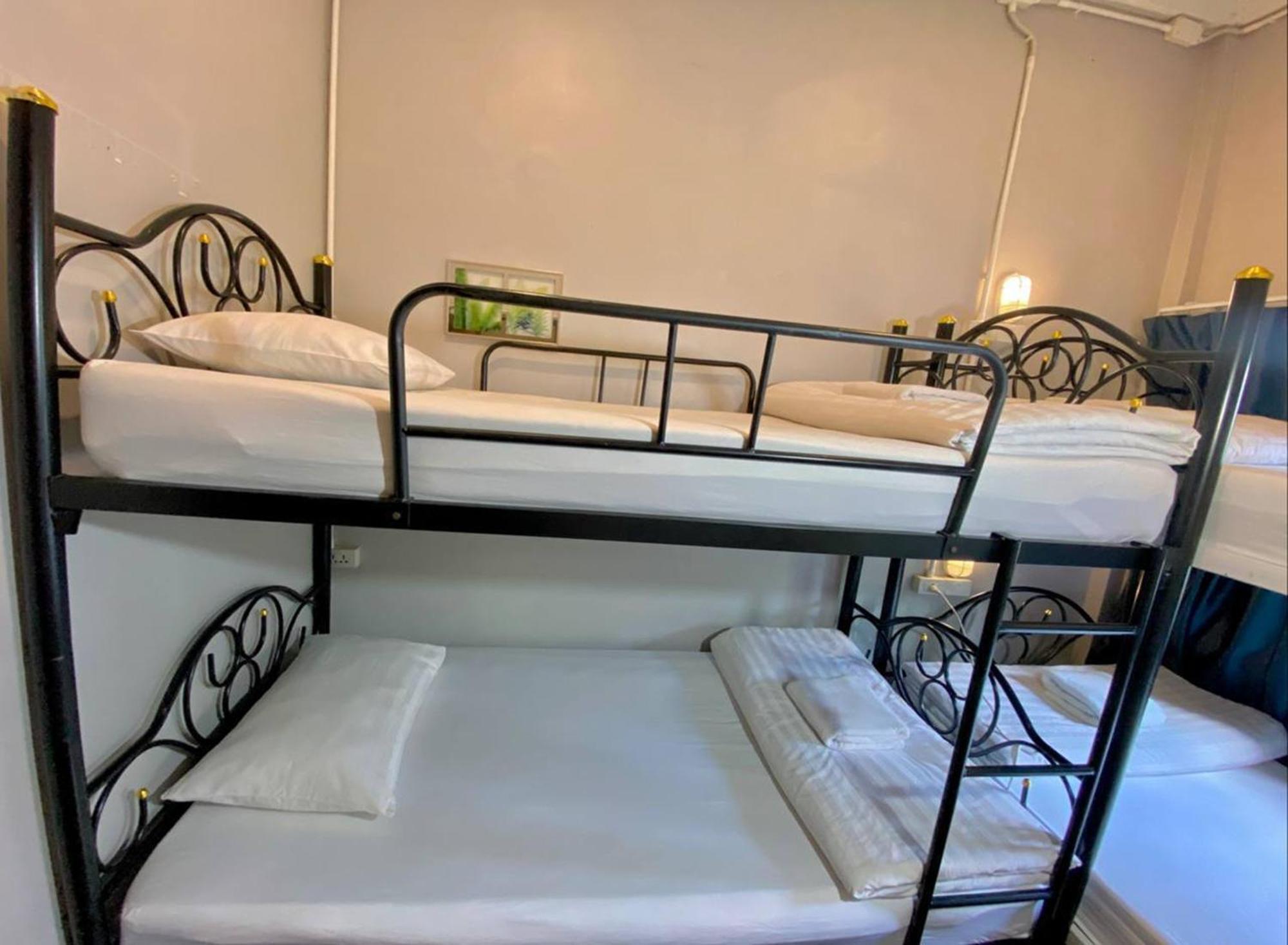 Hostel Lemon Siam Petchaburi Road Банкок Екстериор снимка