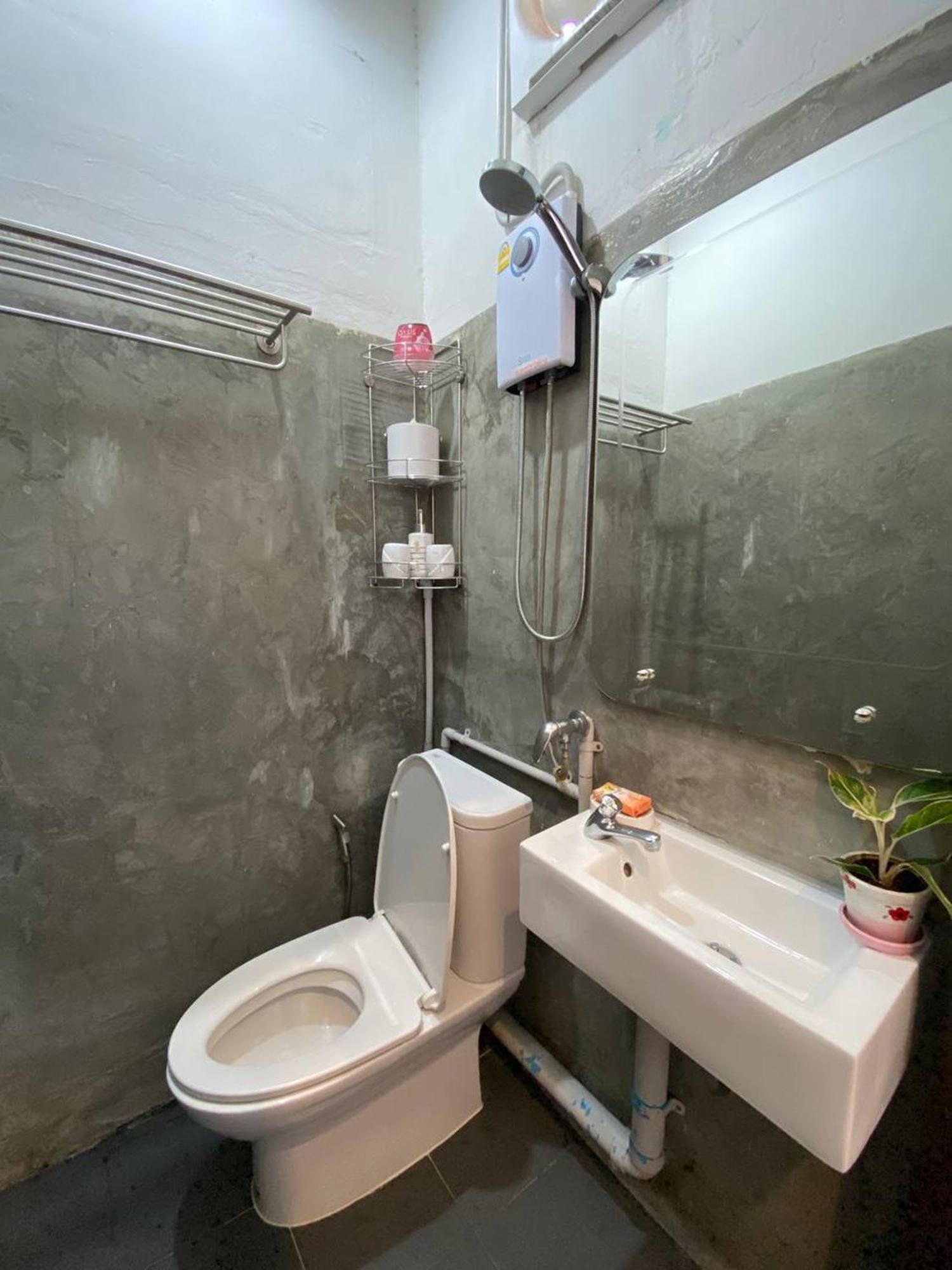 Hostel Lemon Siam Petchaburi Road Банкок Екстериор снимка